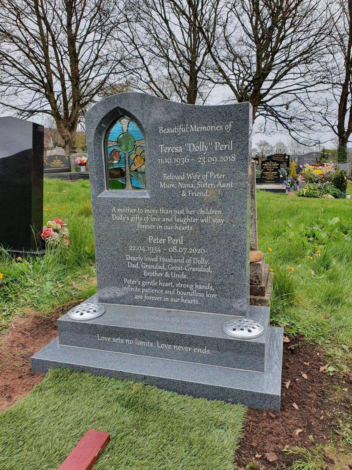 Headstone Design Hand-Carved by Expert Memorial Masons at Northern Headstones
